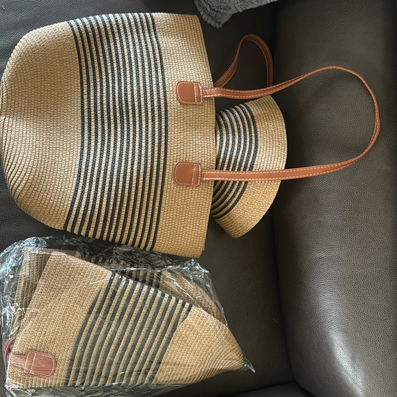 Black Stripe Straw Bag and Matching Hat - Picture 7 of 7